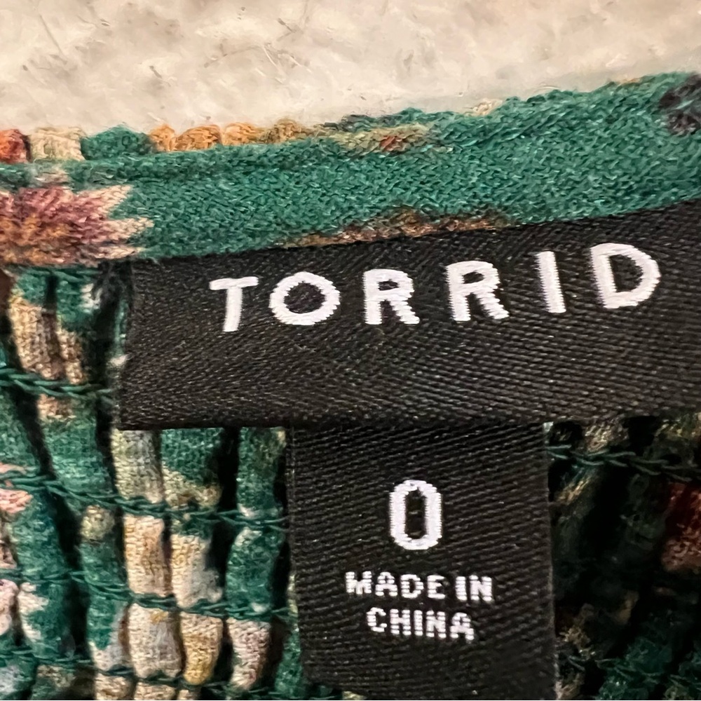 Torrid green smocked peplum long sleeve blouse - Picture 10 of 10